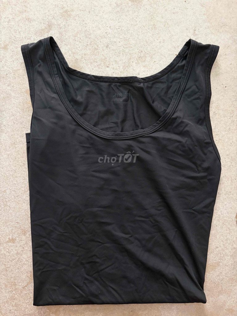 Áo tank top UNIQLO Nam Airism size M Đen. Mua bán Quần áo tại Quận 1 Tp Hồ Chí Minh được đăng bởi Nguyễn Anh Tuấn hình 1