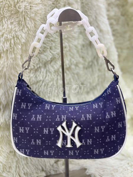 Túi Đeo Vai MLB Hobo Bag Diamond Monogram New York