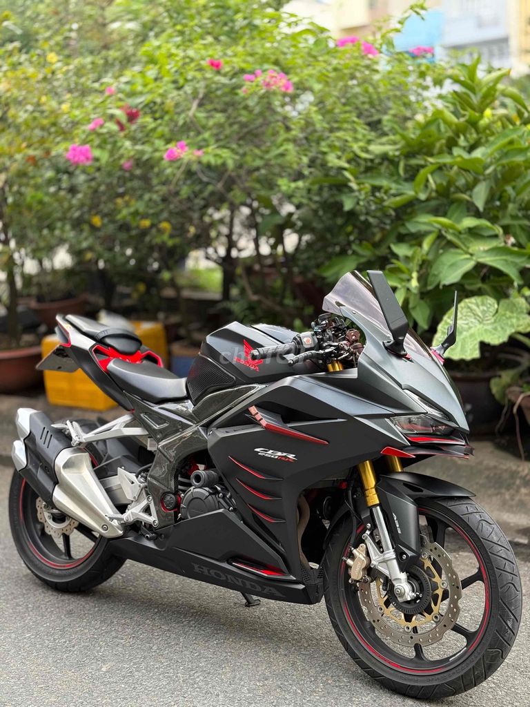 Honda cbr250rr 2020 1 chủ odo 7k6 , zin keng 9 chủ. Mua bán Xe máy tại Quận 6 Tp Hồ Chí Minh được đăng bởi TanNguyenStore  hình 1