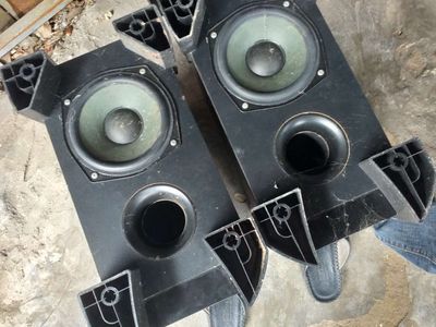 2 súp  hơi  bass  16cm pioneer  như  hình.. Mua bán Tivi, Âm thanh tại Quận Bình Tân Tp Hồ Chí Minh được đăng bởi Phuc An