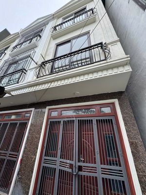 HOT!NHÀ 4Tx32M XE TẢI ĐỖ CỬA,NGAY TẠI P.CHƯƠNG MỸ,vài bước chân ra Chợ. Mua bán nhà ở tại Huyện Chương Mỹ Hà Nội được đăng bởi HOÀNG THIẾT
