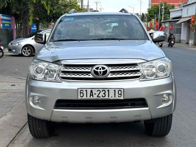 Toyota Fortuner 2009 2.7 AT