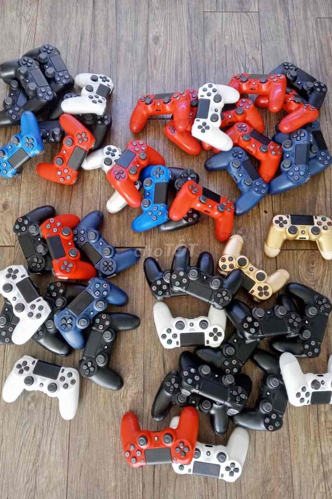 Tay cầm Dualshock 4 PS4 Slim /Pro chính hãng. Mua bán Thiết bị chơi game tại Quận Tân Bình Tp Hồ Chí Minh được đăng bởi Cửa hàng game PlayStation hình 1