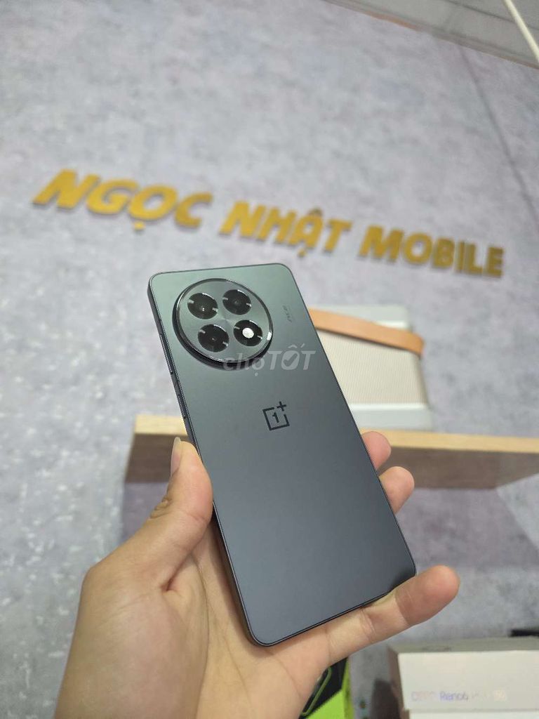 OnePlus Ace 5 (12/256) Zin Mạnh Game Ngon. Mua bán Điện thoại tại Thành phố Buôn Ma Thuột Đắk Lắk được đăng bởi Nguyễn Ngọc Nhật hình 1