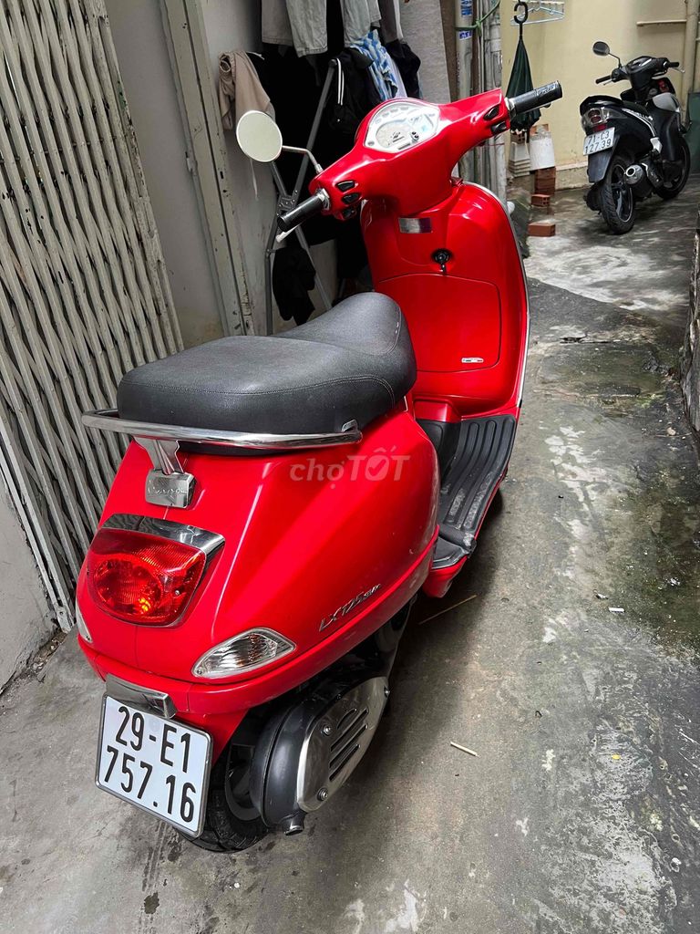 véppa 125 3v  bao chanh chấp, xe rât ngon, FI. Mua bán Xe máy tại Quận Phú Nhuận Tp Hồ Chí Minh được đăng bởi AGu hình 3