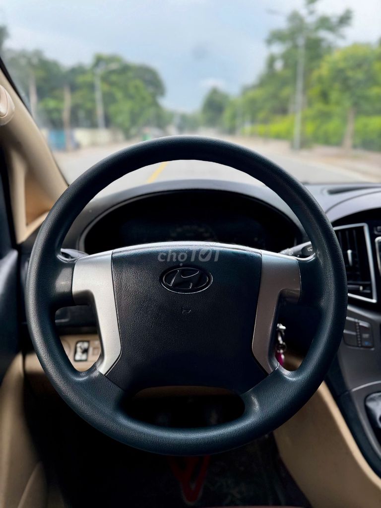 Hyundai Grand Starex 2017 2.4 MT - 130000 km. Mua bán Ô tô tại Quận Cầu Giấy Hà Nội được đăng bởi ĐẶNG QUANG HUY hình 16