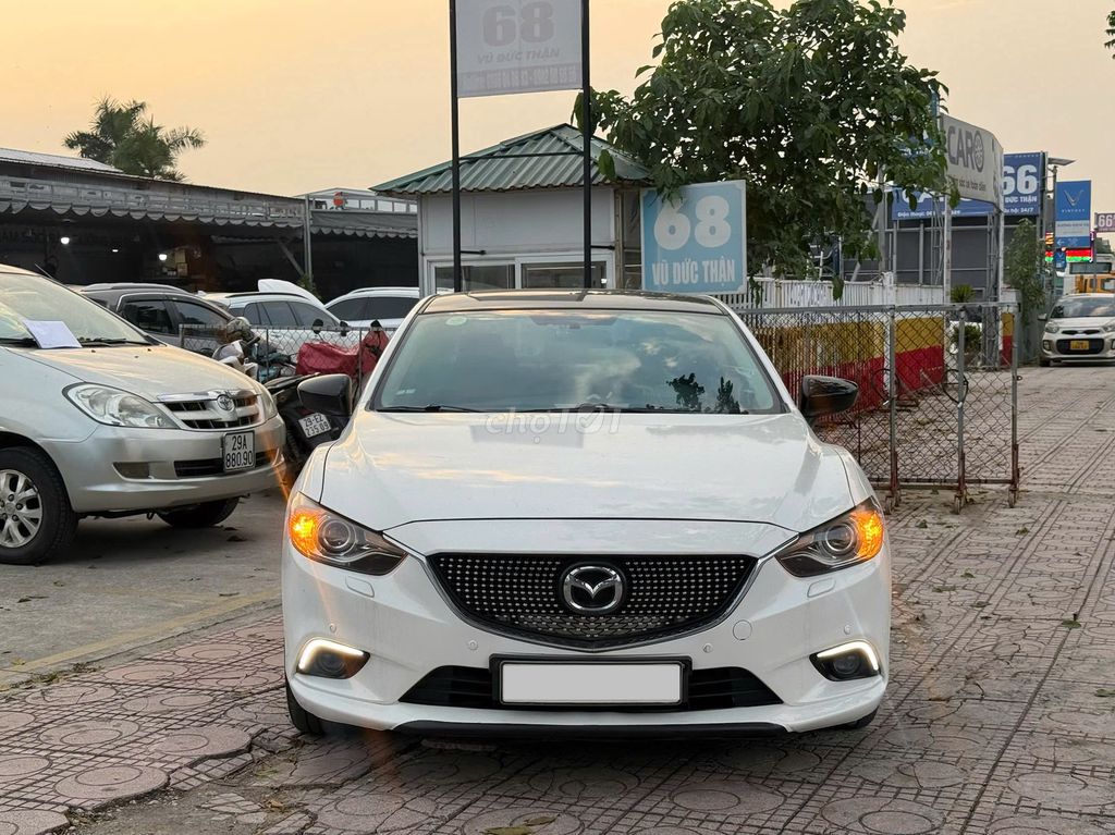 Mazda 6 2.0AT 2016 Trắng 9 vạn