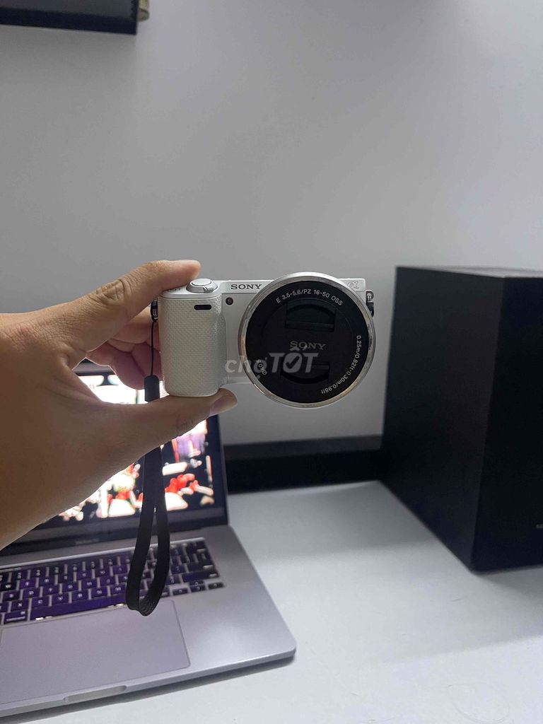 Máy ảnh Sony Next 5T Trắng. Mua bán Máy ảnh, Máy quay tại Huyện Nhà Bè Tp Hồ Chí Minh được đăng bởi Hiển It hình 1
