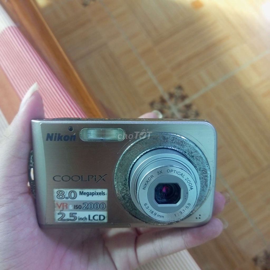 Máy ảnh Nikon COOLPIX S210 Bạc Hỏng. Mua bán Máy ảnh, Máy quay tại Thành phố Vũng Tàu Bà Rịa - Vũng Tàu được đăng bởi Thư Trần Lê Anh hình 1