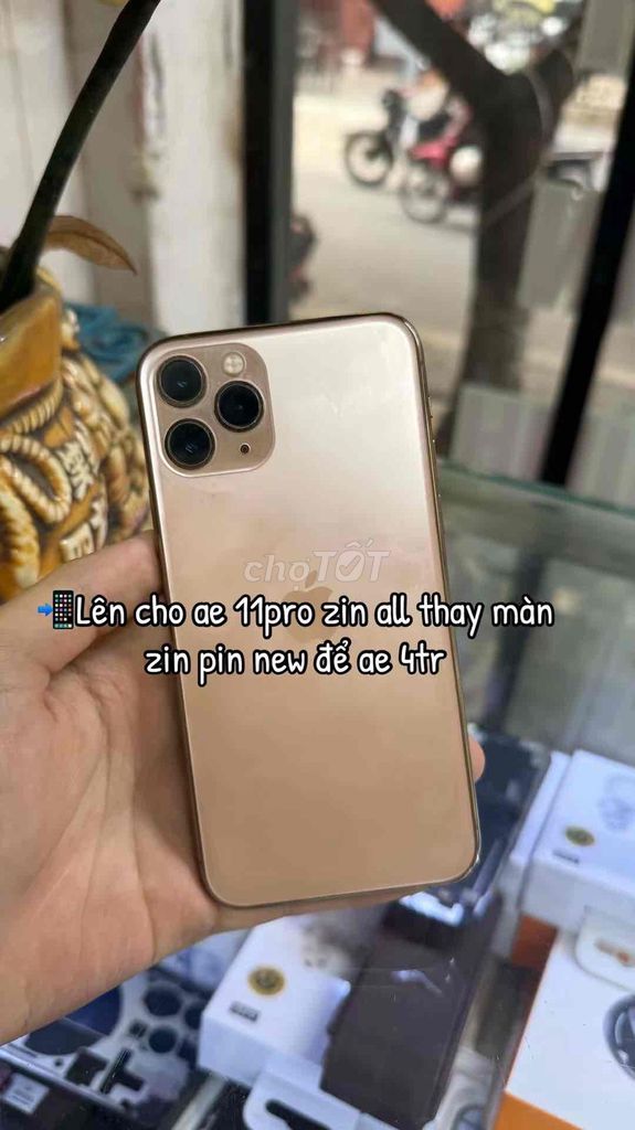 Apple iPhone 11 Pro Vàng Đã sử dụng. Mua bán Điện thoại tại Quận Hoàng Mai Hà Nội được đăng bởi Nguyễn Hoàng Đại hình 1