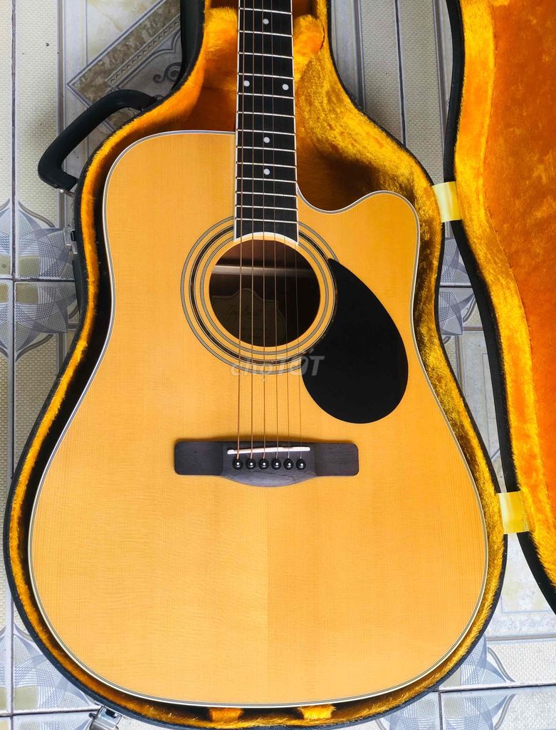 Guitar Greq Bennett GD-101SCE giá mới hơn 5tr