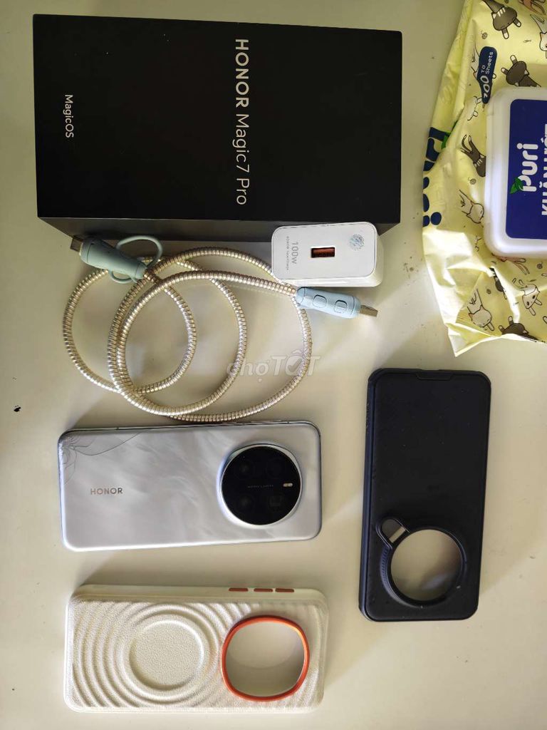 Bán hoặc giao lưu Honor Magic 7 Pro Fullbox. Mua bán Điện thoại tại Huyện Hòa Vang Đà Nẵng được đăng bởi Hoàn hình 1