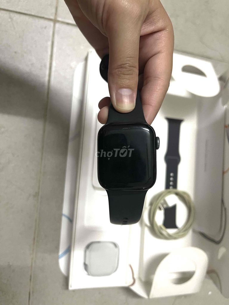 Apple Watch Series 6 Đen 40mm. Mua bán Thiết bị đeo thông minh tại Quận 11 Tp Hồ Chí Minh được đăng bởi Kim Do hình 1