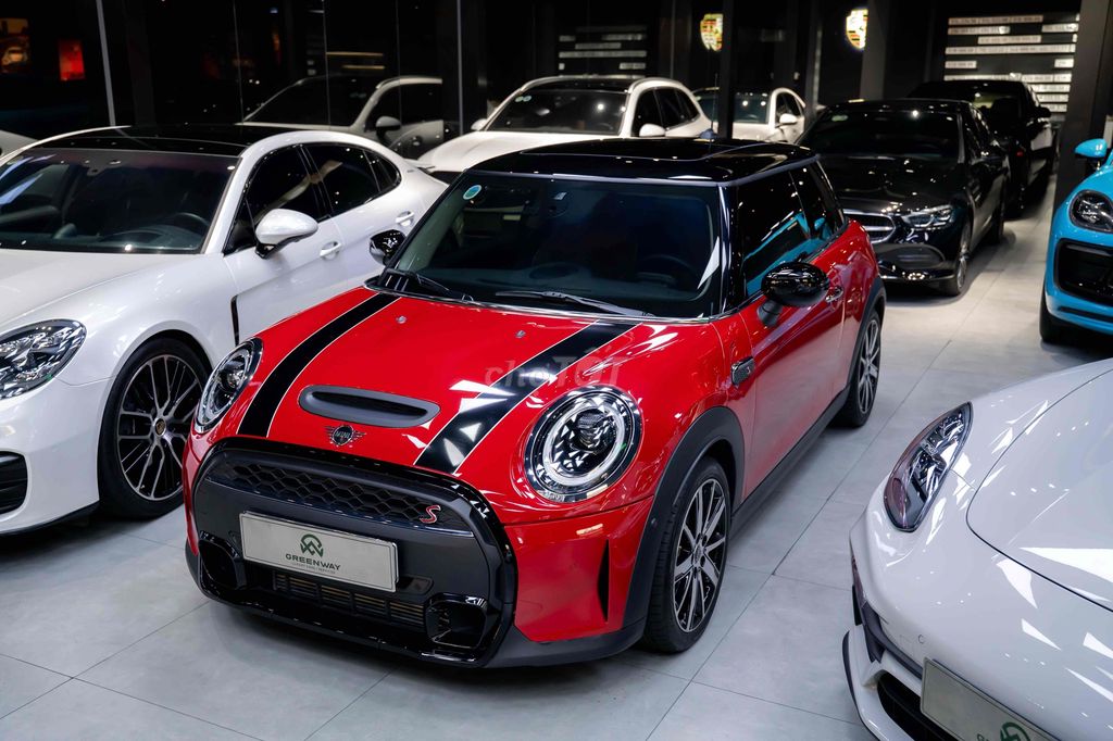 MINI Cooper S 2022 красный, пробег 2.400 км