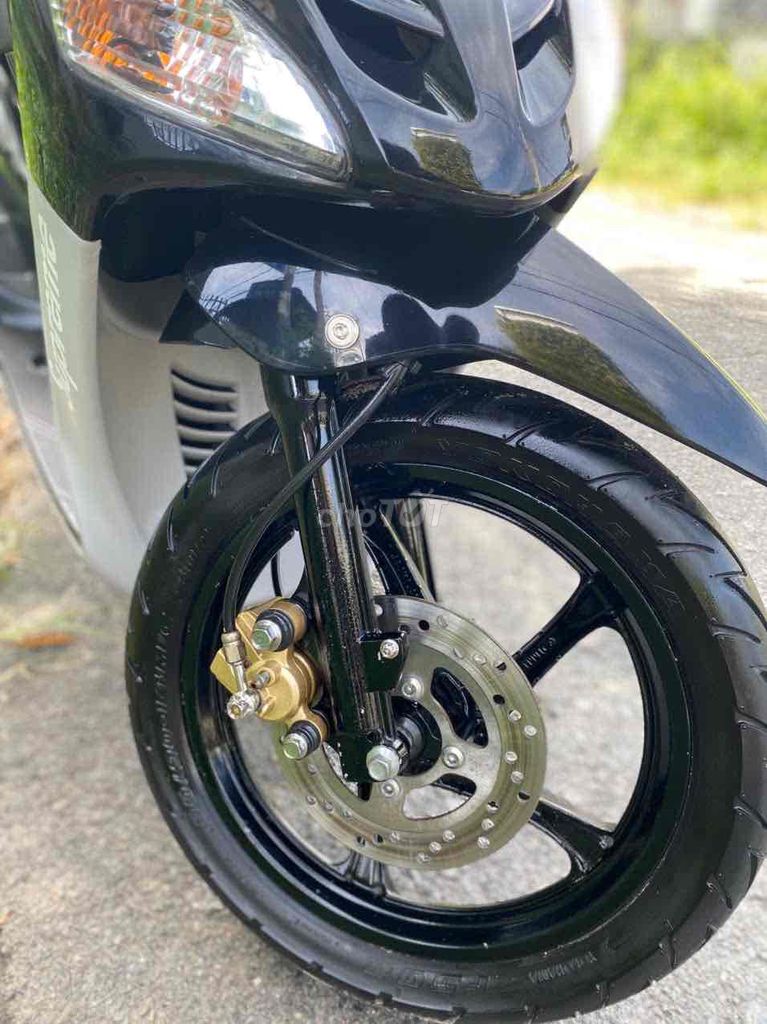 Yamaha Mio 2004 Đen Tự động. Mua bán Xe máy tại Huyện Củ Chi Tp Hồ Chí Minh được đăng bởi HuỳnhLâm Bổn hình 6