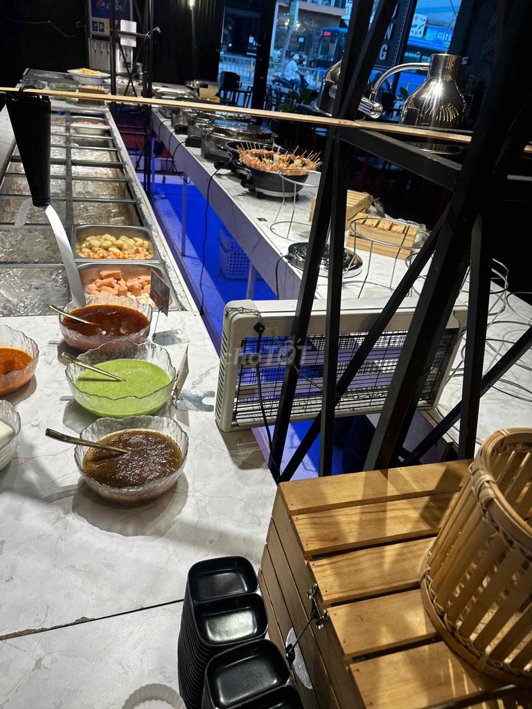 PinkPong Buffet tuyển dụng Chảo Nóng, Phụ Bếp