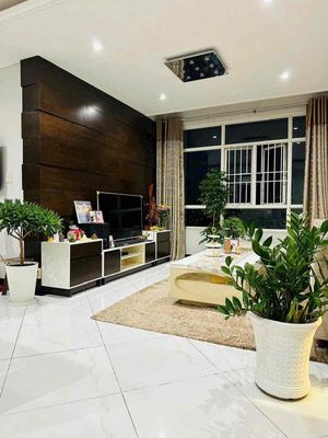 Bán căn hộ sổ hồng riêng 3pn 129m2 giá rẻ nhất thị trường,