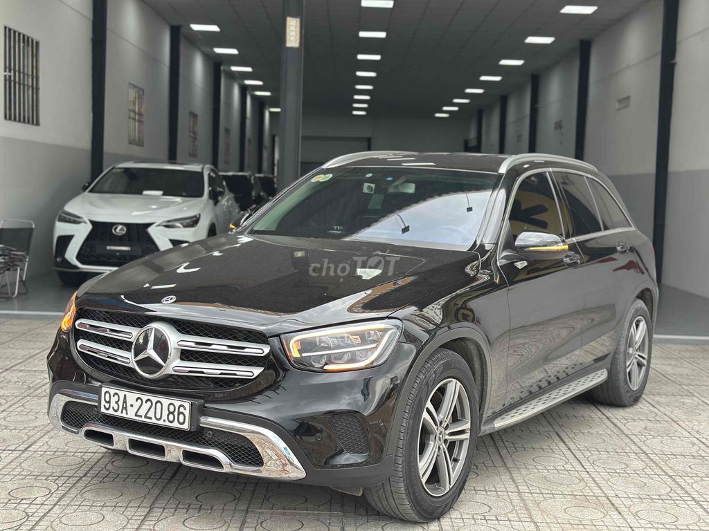 🔴 Mercedes Benz GLC 200 2020 - 23.000 km. Mua bán Ô tô tại Quận 7 Tp Hồ Chí Minh được đăng bởi Tuấn carhouse hình 1