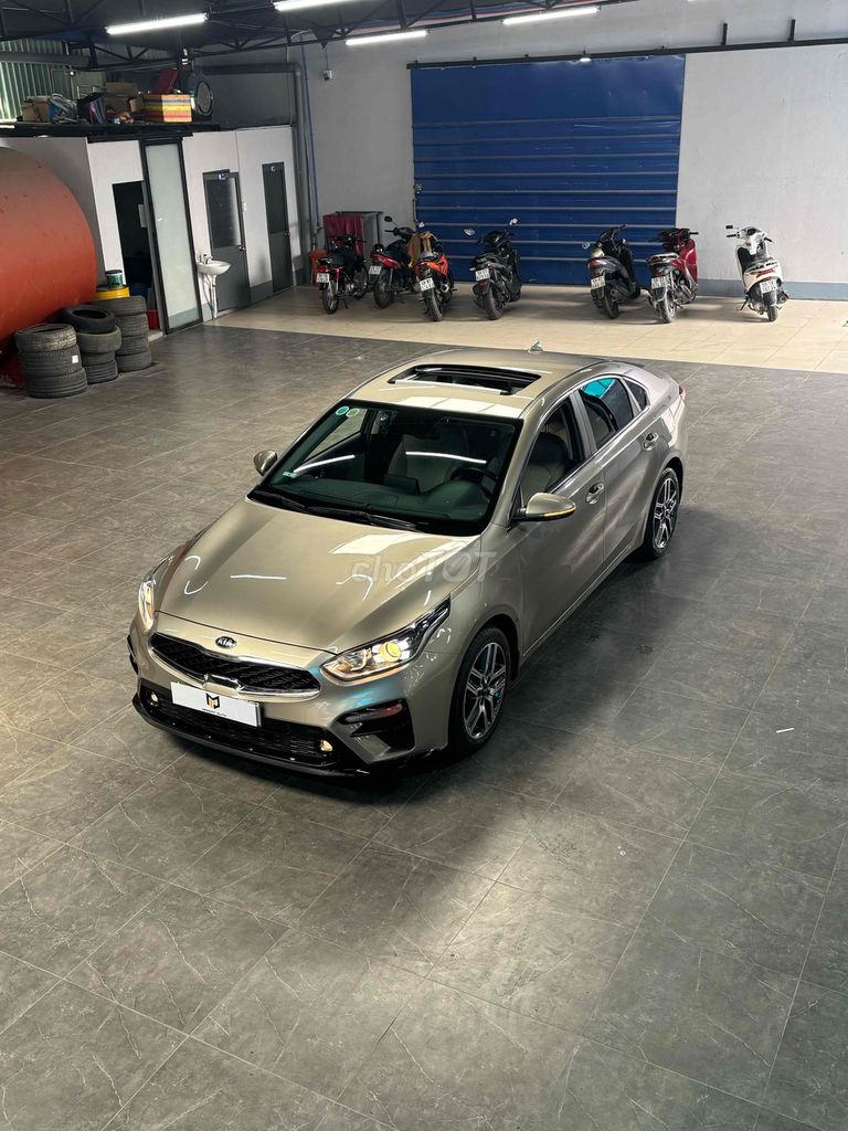 Kia Cerato 2019 1.6 AT Luxury - 21000 km. Mua bán Ô tô tại Huyện Hóc Môn Tp Hồ Chí Minh được đăng bởi Nguyễn Hảo Trung hình 1