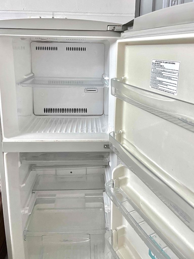 Tủ lạnh Toshiba 200L không đóng tuyết. Mua bán Tủ lạnh tại Quận Tân Phú Tp Hồ Chí Minh được đăng bởi 21. Cao Thị Thuý Nhi hình 1