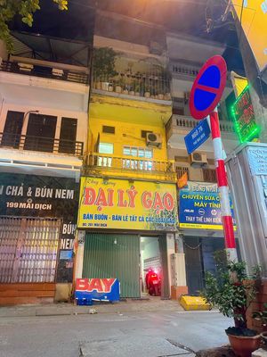 Townhouse 45 m² · 6 bed · Đường Mai Dịch