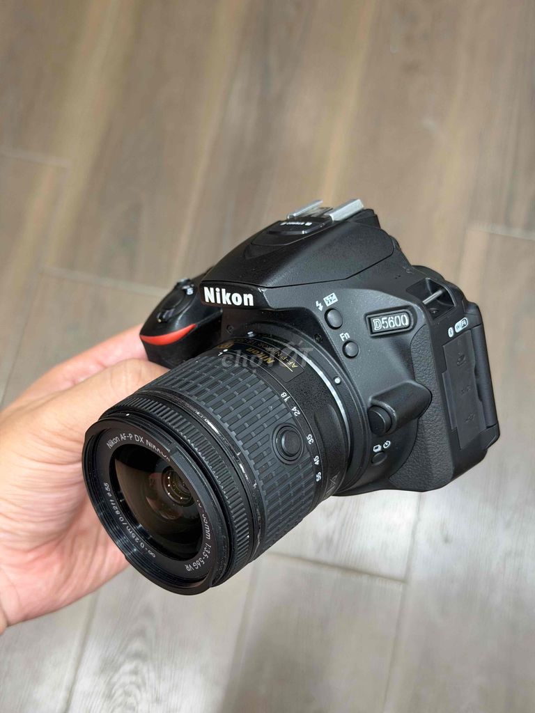 Nikon D5600 kèm kit 18-55 ngoại hình đẹp. Mua bán Máy ảnh, Máy quay tại Quận Hai Bà Trưng Hà Nội được đăng bởi Quang Huy hình 1