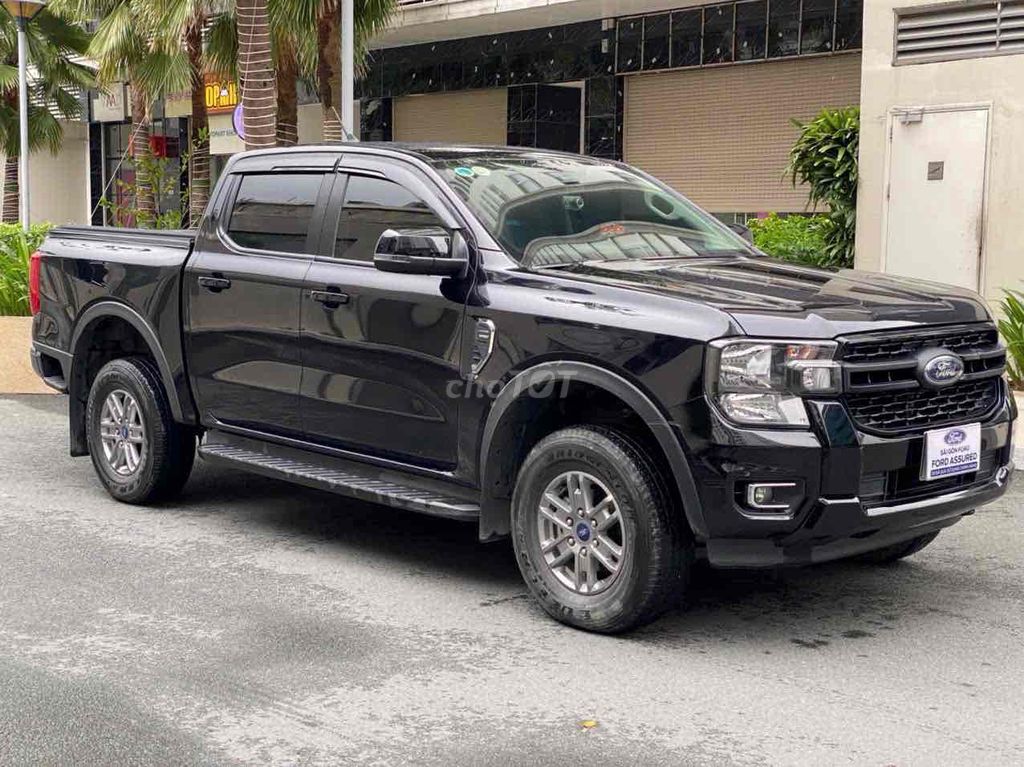 Hãng bán Ford Ranger XLS AT 2022 thùng cuộn