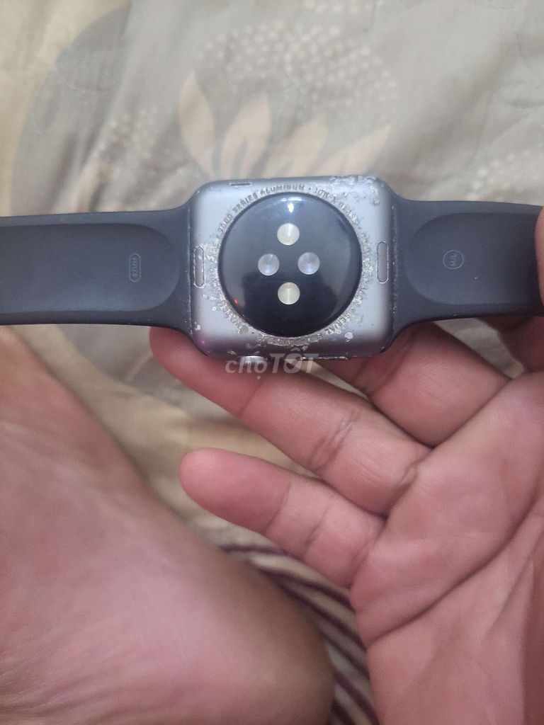 Apple Watch Series 3 42mm Xám. Mua bán Thiết bị đeo thông minh tại Huyện Bình Chánh Tp Hồ Chí Minh được đăng bởi Khongten hình 1