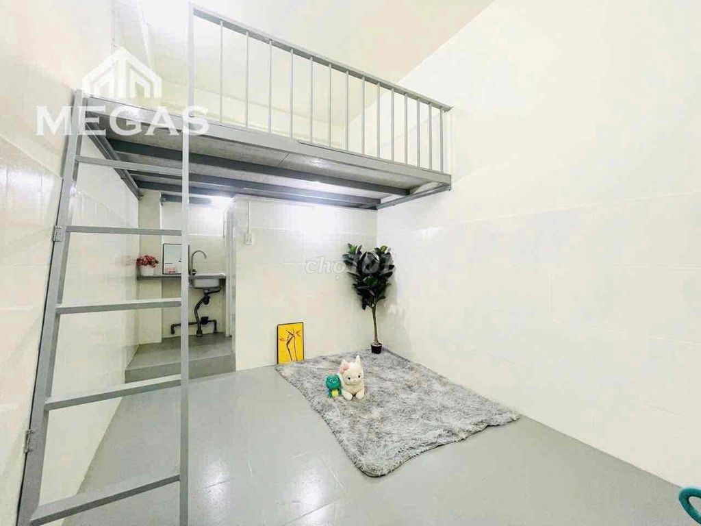 SIÊU PHẨM PHÒNG TRỌ CÓ GÁC - Rộng 27M2 Ngay Ngãu Tư Bốn Xã - VHU