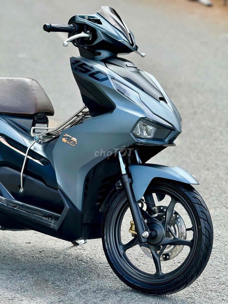 Ab 150 2021 ABs bstp 9chủ may zin nợ xấu trả 50% ạ. Mua bán Xe máy tại Quận Bình Tân Tp Hồ Chí Minh được đăng bởi Xe Máy Qúy Le hình 4