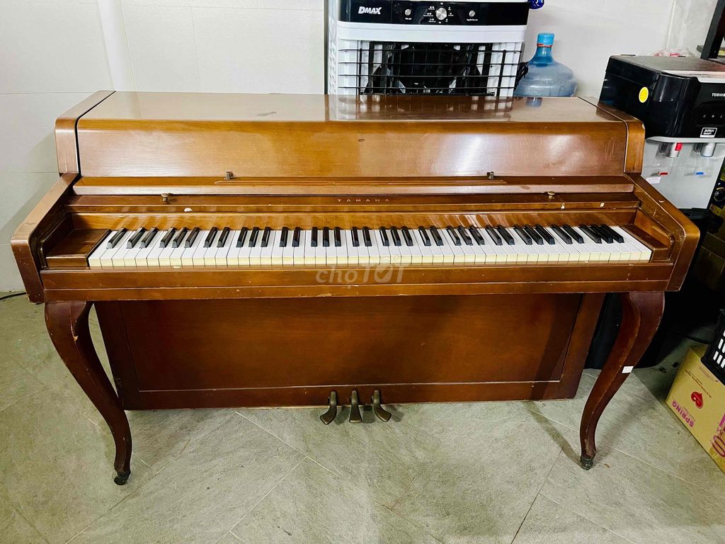 Thanh lý Piano cơ Yamaha cổ