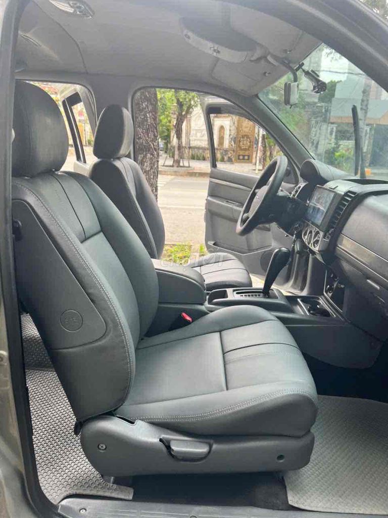 Ford Everest 2015 2.5L 4x2 AT - 92000 km. Mua bán Ô tô tại Quận Bình Tân Tp Hồ Chí Minh được đăng bởi A Đại hình 8