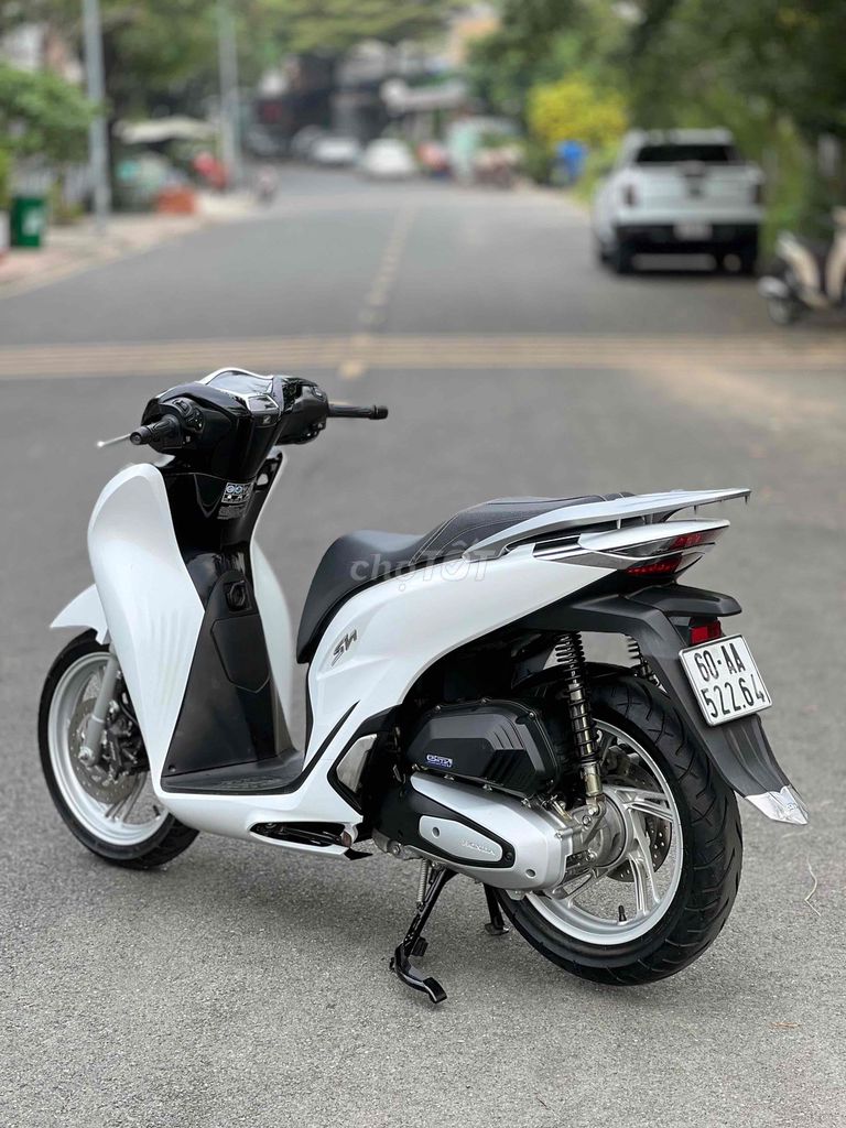 Shvn 125 Trắng Đen 2021 Biển 60 Leng Keng Có Góp🎉🎉. Mua bán Xe máy tại Thành phố Biên Hòa Đồng Nai được đăng bởi Xe Máy Phát Đồng hình 4