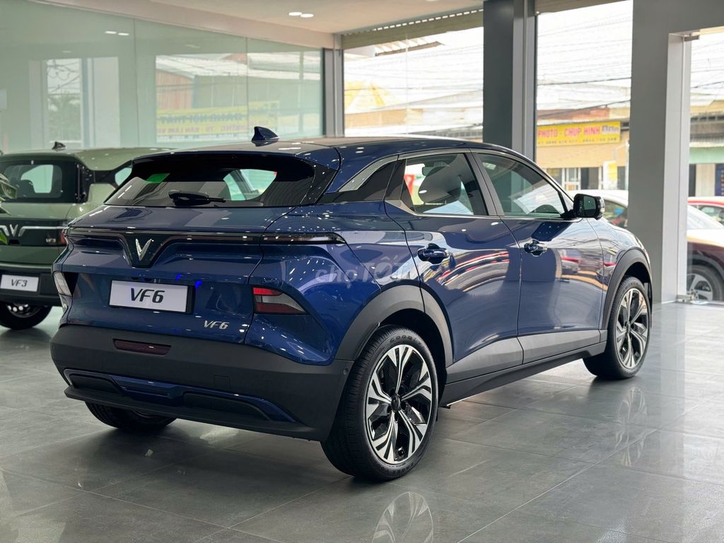 VinFast VF6s Xanh Dương Đậm TT 90 Củ Nhận Xe Ngay. Mua bán Ô tô tại Huyện Bình Chánh Tp Hồ Chí Minh được đăng bởi VinFast Tâm Phong Bình Chánh hình 4