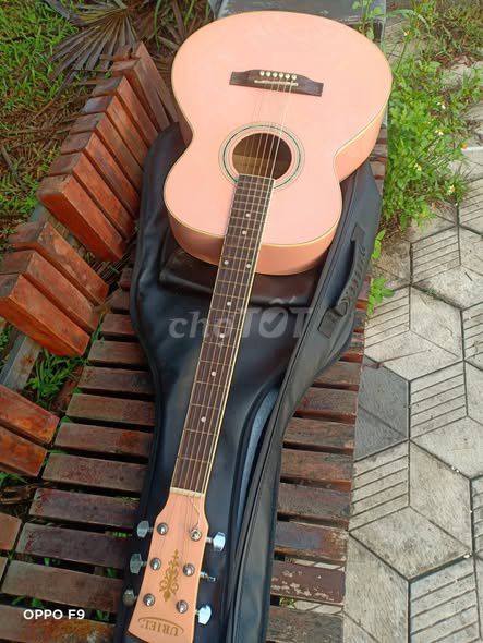Đàn Acoustic Gỗ Nữ màu Hồng. Mua bán Nhạc cụ tại Quận 5 Tp Hồ Chí Minh được đăng bởi Hội Đồ Điện Tử hình 1