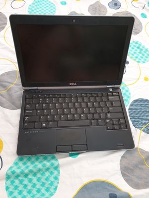 Laptop Dell latitude E6230 i3/8gb/128gb mới 95%