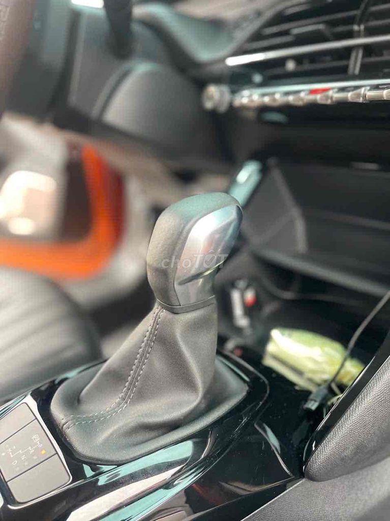 Peugeot 2008 2021 GT Line 1.2 AT - 50000 km. Mua bán Ô tô tại Quận Nam Từ Liêm Hà Nội được đăng bởi Tiến thoả xe chất hình 10