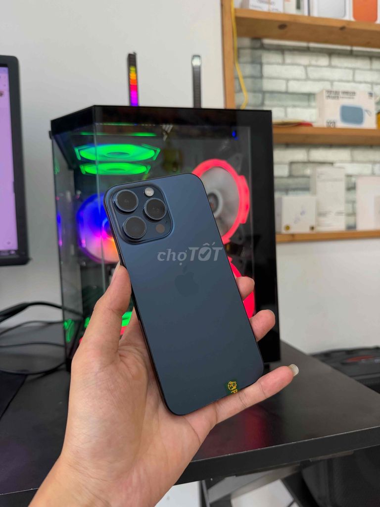 Apple iPhone 15 Pro Max 256GB. Mua bán Điện thoại tại Thành phố Nha Trang Khánh Hòa được đăng bởi Thiện Thanh hình 1