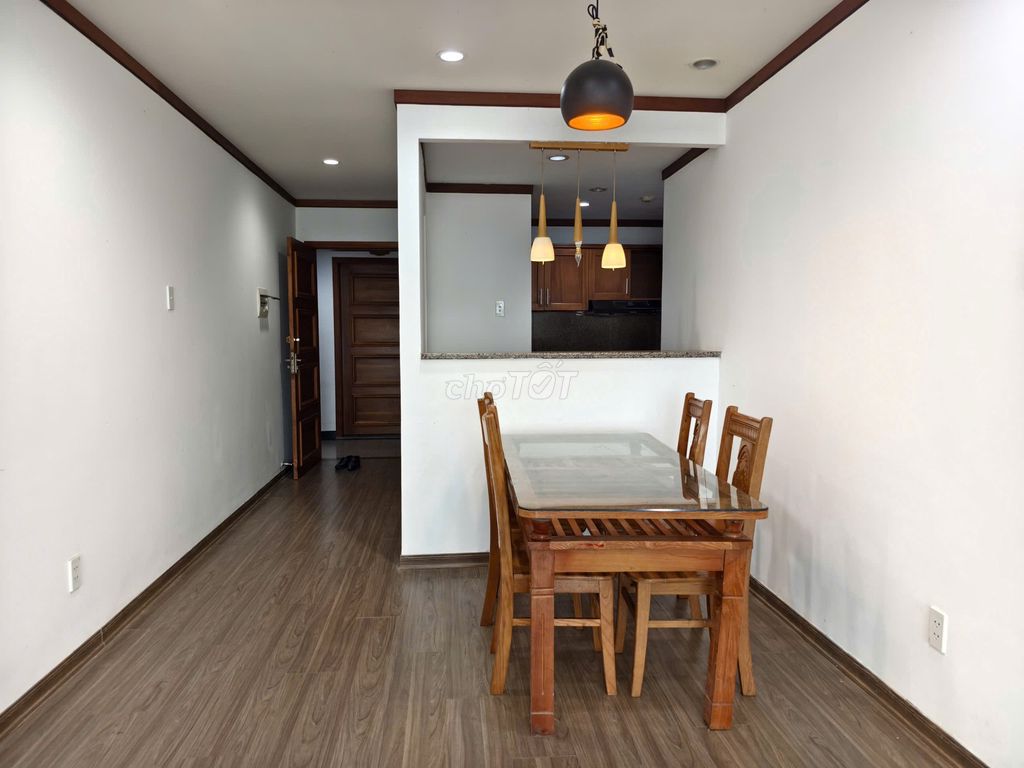 Spacious 2-bedroom apartment at HAGL Lake View Residence — photo 3