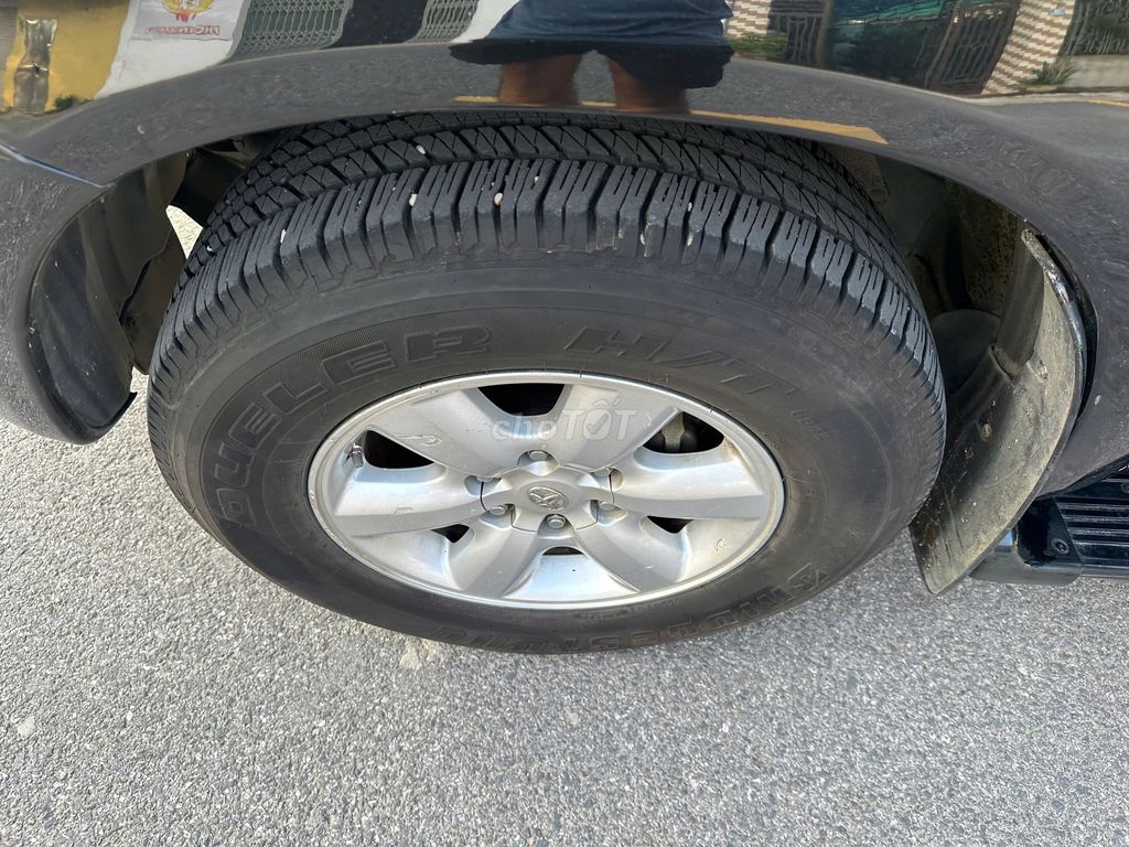 Toyota Fortuner 2.7V 4x4AT cuối 2011 tự động 2 cầu. Mua bán Ô tô tại Huyện Sóc Sơn Hà Nội được đăng bởi Salon Auto Đào Hằng hình 13