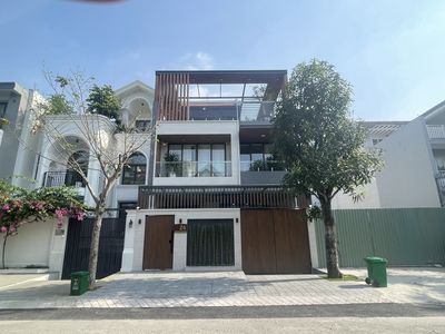 Villa 140 m² · 5 bed · Đường Lương Định Của