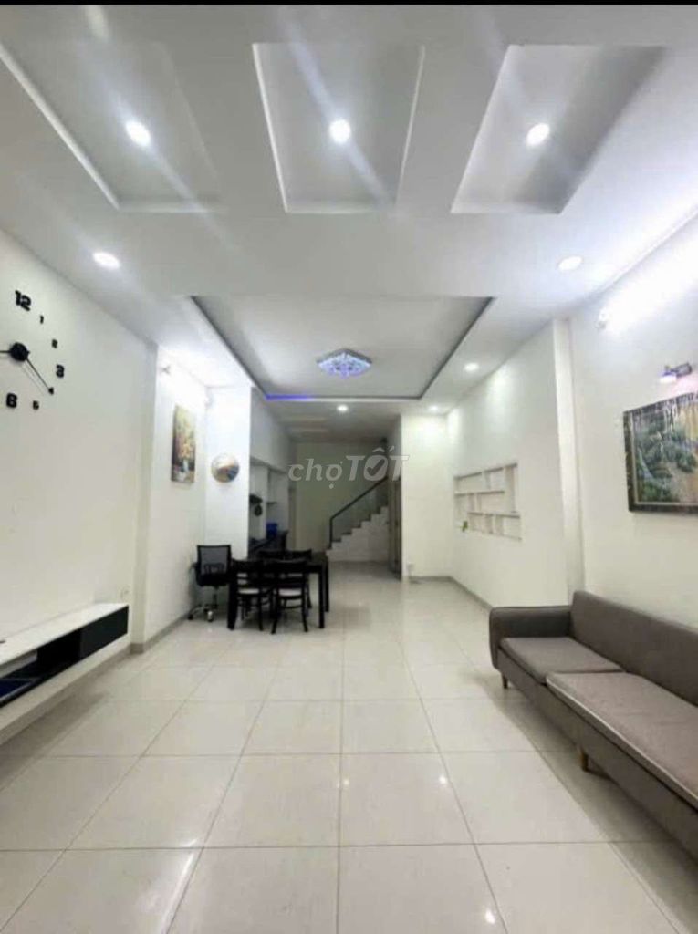 Bán nhà 3 lầu gần khu dân cư hồng long 6,8ty TL