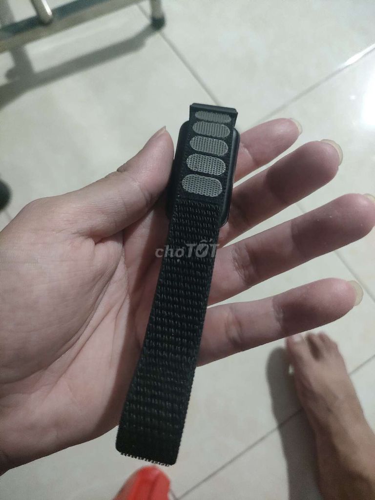 Bán Huawei Band 7 kèm dây sạc nam châm và dây đeo