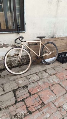 Xe đạp thể thao rubuc zize26 màu trắng ngà. Mua bán Xe đạp tại Quận Bắc Từ Liêm Hà Nội được đăng bởi gọi vào việc 