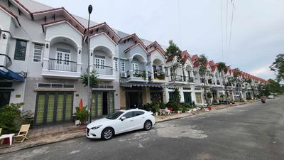 Nhà mới 1 trệt 1 lầu đủ tiện nghi cho thuê văn phòng kinh doanh, nhà ở. Cho thuê văn phòng, mặt bằng kinh doanh tại Thành phố Vị Thanh Hậu Giang được đăng bởi Long