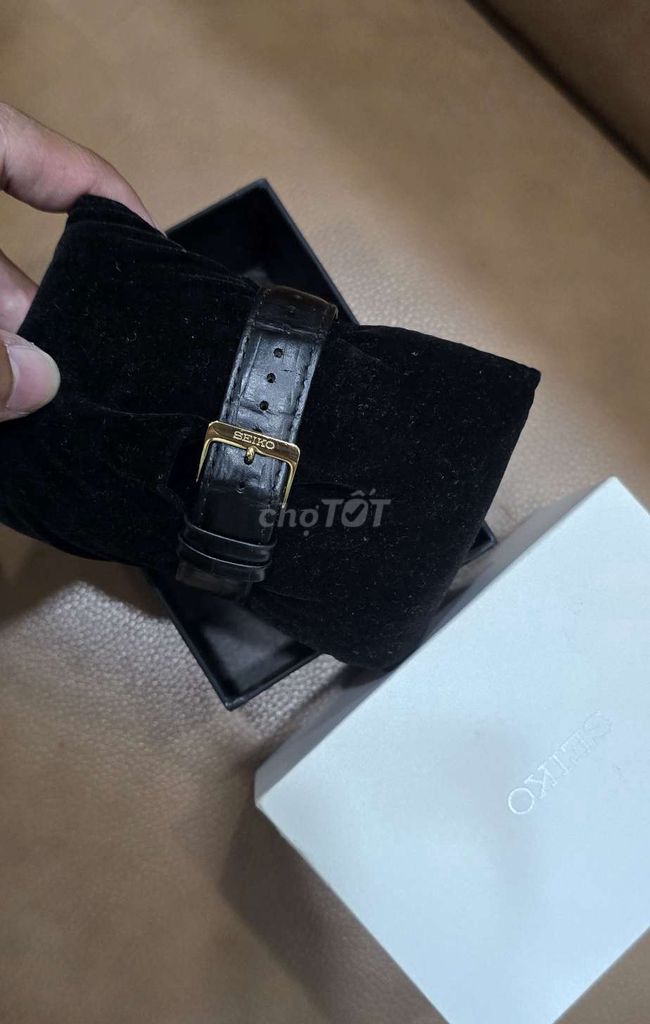 Đồng hồ seiko tank SWR052. Mua bán Đồng hồ tại Quận Tân Phú Tp Hồ Chí Minh được đăng bởi Tin hình 3