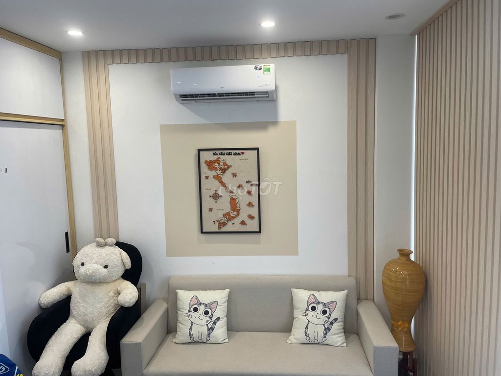 Studio - 32m Full, Giá 1,88Tỷ, Sẵn sổ, tầng trung, Vinhomes Smart City