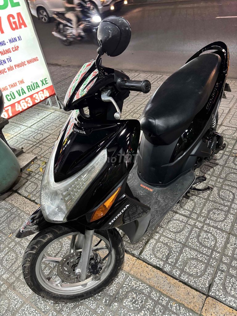 Bán xe. Mua bán Xe máy tại Quận Gò Vấp Tp Hồ Chí Minh được đăng bởi Vy hình 4