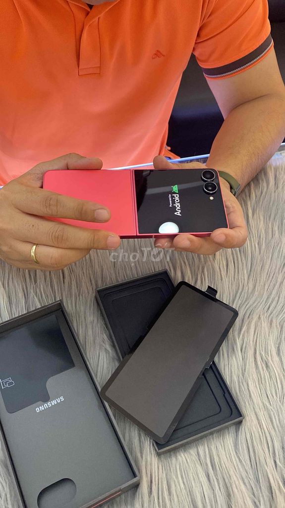 Samsung Z Flip 7 5G 256GB - 512GB Full NewSeal VN. Mua bán Điện thoại tại Quận 5 Tp Hồ Chí Minh được đăng bởi BVTMOBILE HỆ THỐNG BÁN LẺ UY TÍN hình 7