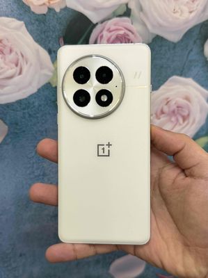 Oneplus 13 trắng 12/256Gb rom quốc tế BH 6 tháng. Mua bán Điện thoại tại Quận Thanh Khê Đà Nẵng được đăng bởi Bèo Mobile Store